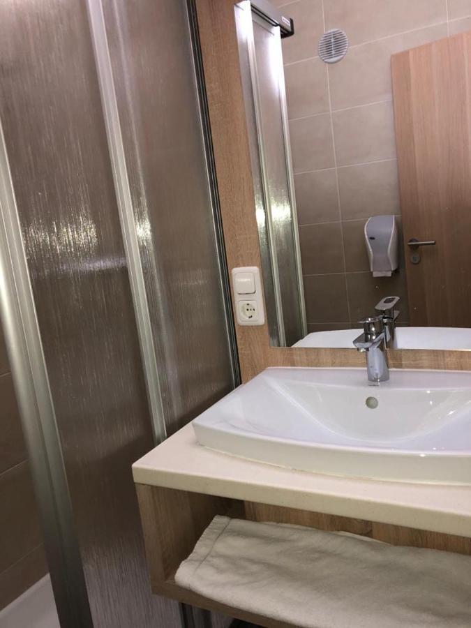 Gastehaus Penny Rooms N Hallein Ngoại thất bức ảnh