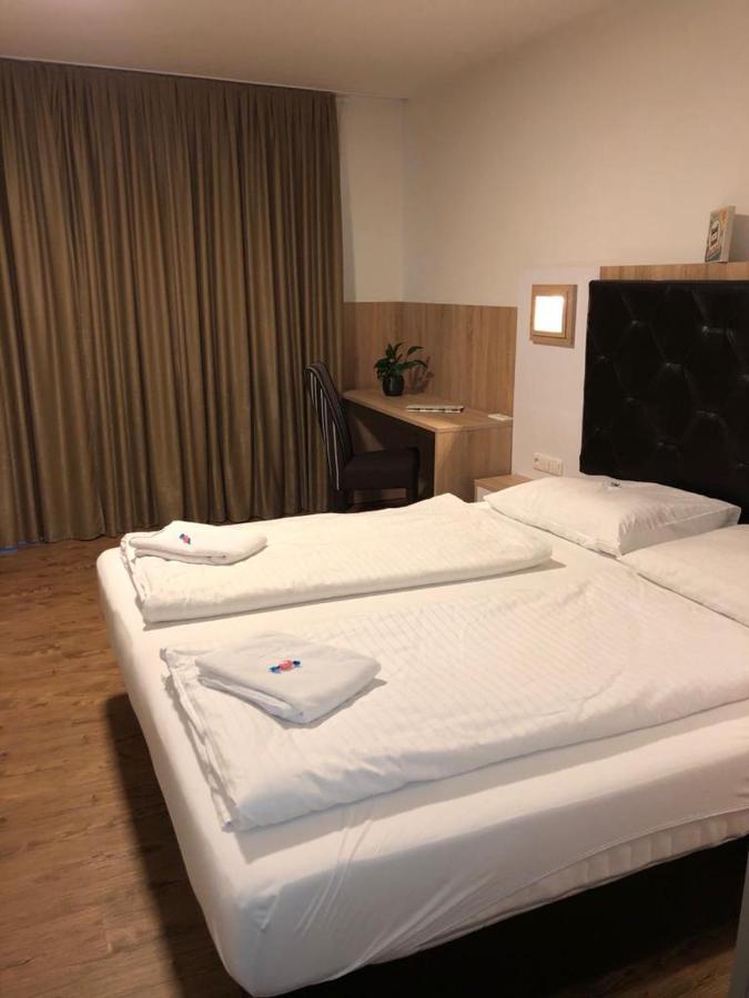 Gastehaus Penny Rooms N Hallein Ngoại thất bức ảnh